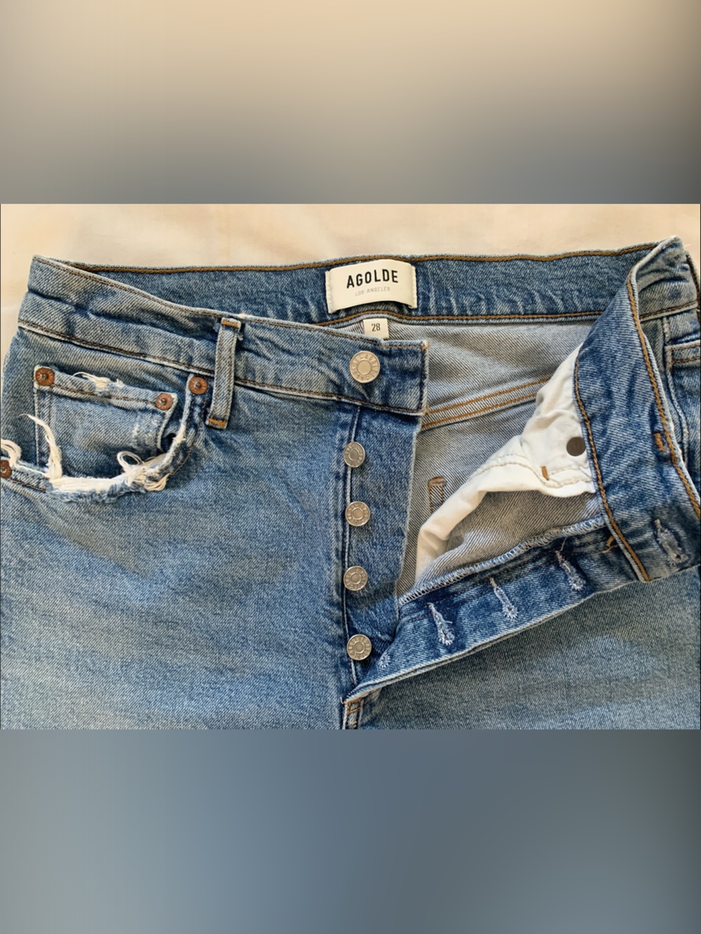 Agolde Riley Crop Jeans - Picture 2 of 5